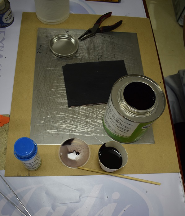 怎么粘氯丁胶和金属面板 粘接过程注意事项 