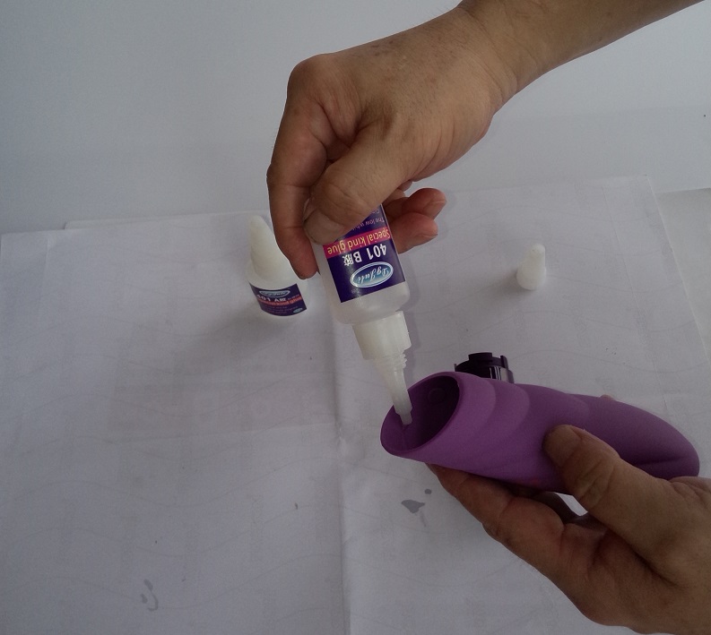 硅胶粘塑料材质聚力胶水