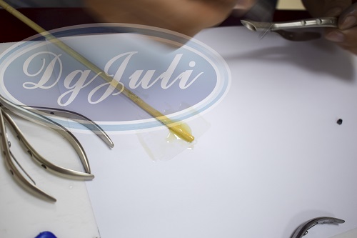 粘金属耐高温胶