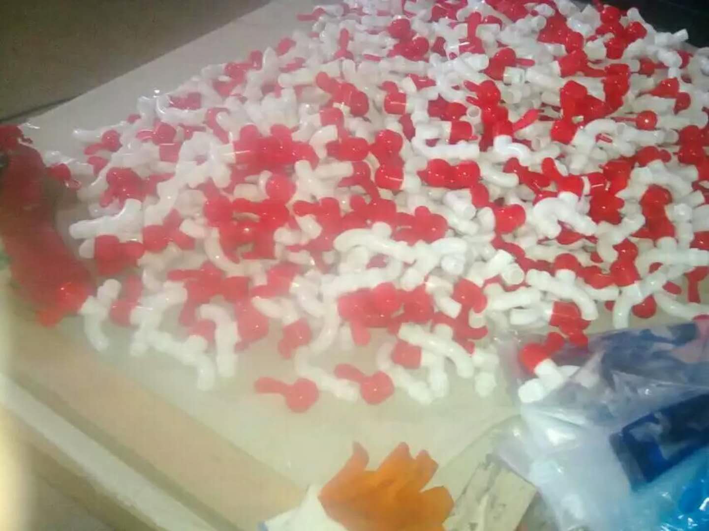 ABS塑料胶水粘接零件