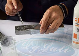 AB胶和铁粘得住吗?选对了AB胶粘金属铁毫无压力{AB胶厂家聚力} AB胶和铁粘得住吗?选对了AB胶粘金属铁毫无压力{AB胶厂家聚力}