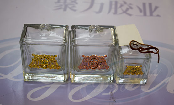 UV无痕胶水|玻璃水晶制品专用粘接剂| UV胶厂家聚力免费送样品 UV无痕胶水|玻璃水晶制品专用粘接剂| UV胶厂家聚力免费送样品