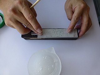 电木粘铝合金胶水|良好的绝缘、抗压性能+固化后韧性佳不脆{聚力环氧树脂AB胶 }