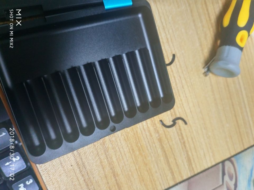   磁铁粘阳极后铝合金?用什么胶水不会发白?聚力牌无白化瞬间胶水