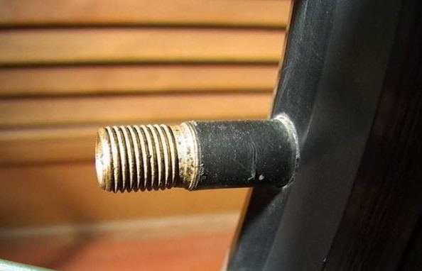 气门嘴粘橡胶内胎速干胶水|不发白快速固化+粘后与材质连接于一体【聚力】 气门嘴粘橡胶内胎速干胶水|不发白快速固化+粘后与材质连接于一体【聚力】