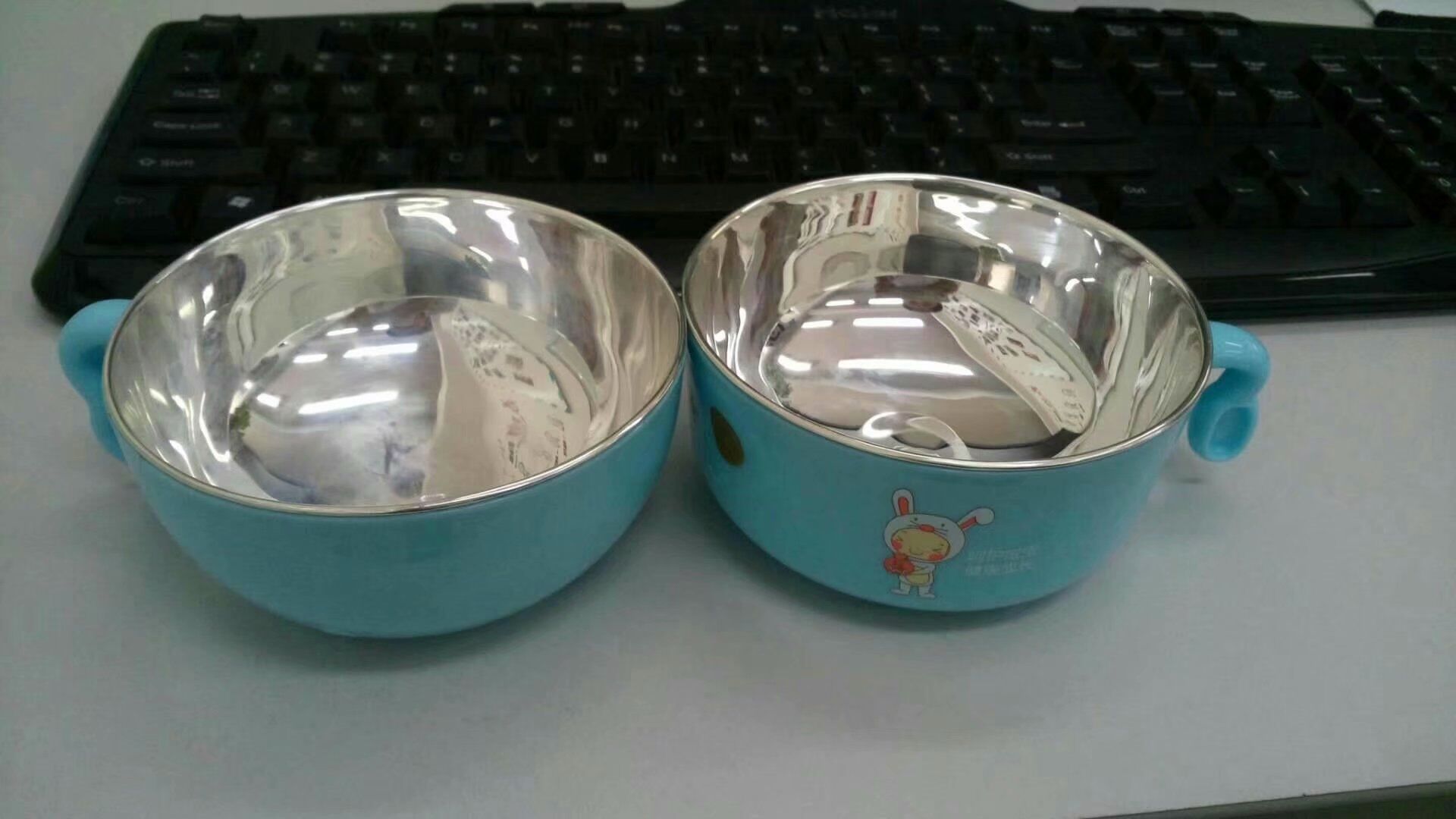 餐具和茶具什么胶水?使用PP金属专用胶水环保有保障耐沸水不脱胶【聚力湖北胶水厂家】 餐具和茶具什么胶水?使用PP金属专用胶水环保有保障耐沸水不脱胶【聚力湖北胶水厂家】