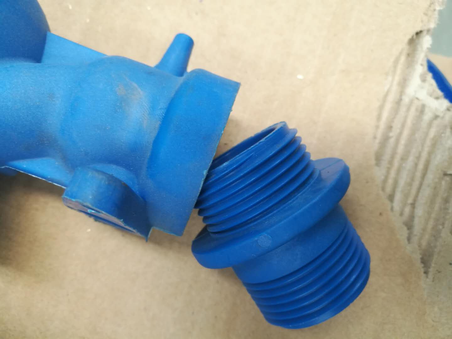 江西省尼龙胶水厂家聚厉牌尼龙粘金属胶水无溢胶耐高低温-40+80度环保无气味过SGS检测 江西省尼龙胶水厂家聚厉牌尼龙粘金属胶水无溢胶耐高低温-40+80度环保无气味过SGS检测