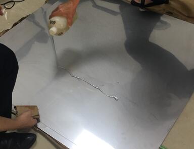 用树脂型金属胶粘剂粘不锈钢板