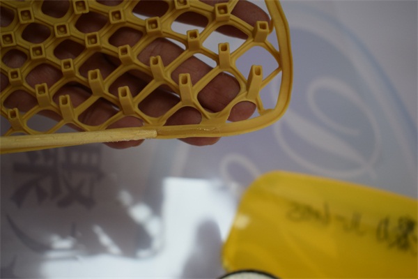 PP粘塑料强度不够?用聚厉牌免处理PP胶水轻松解决 PP粘塑料强度不够?用聚厉牌免处理PP胶水轻松解决