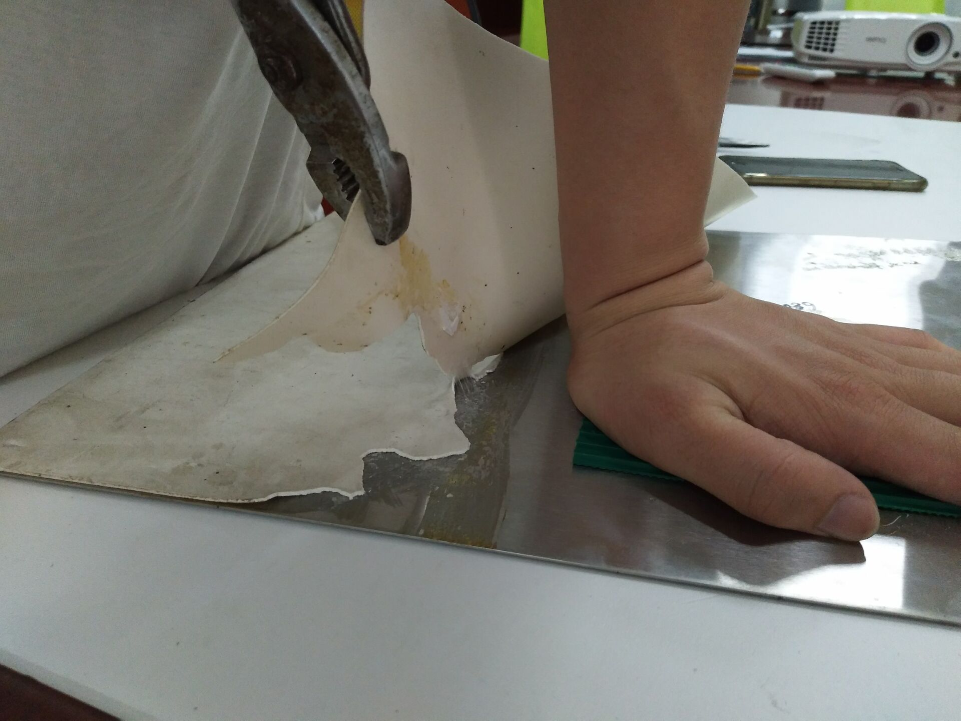粘PVC板和金属板的强力胶水