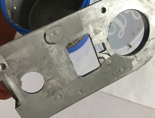 铝质修补剂修补铝制品气孔效果