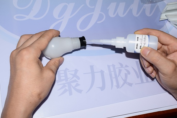 粘PC灯罩的胶水