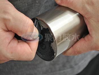 如何减少瞬间胶的白化现象？使用聚力低白化瞬间胶方法