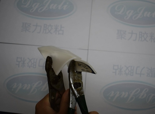 粘PE用什么胶水?聚力牌PE专用瞬间胶适合小面积PE粘接
