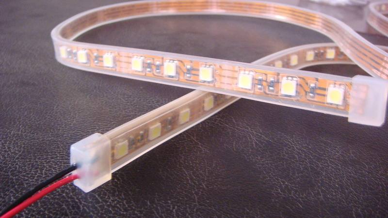 灯饰行业粘接ABS和pp材质需要用到的胶水,看看聚厉怎么说? 灯饰行业粘接ABS和pp材质需要用到的胶水,看看聚厉怎么说?