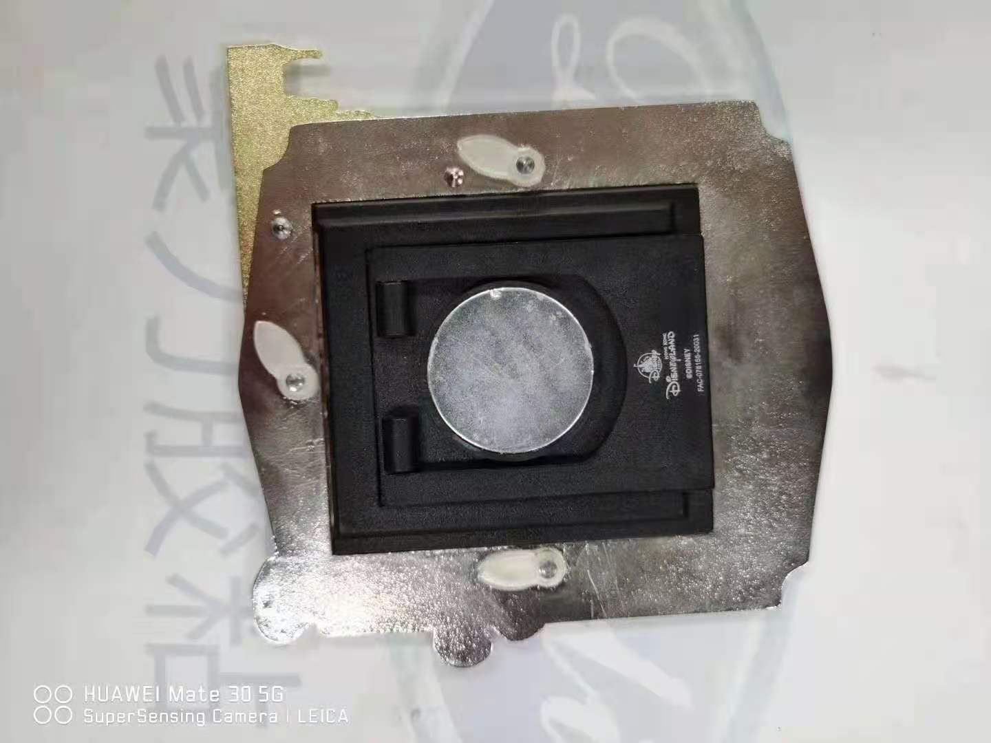 小面积粘金属胶水 小面积粘金属胶水