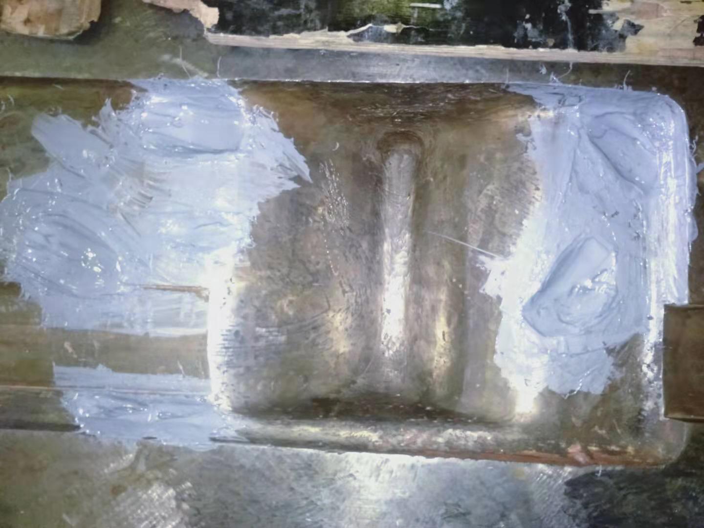 金属修补剂修补裂缝修