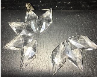 施华洛世奇水晶用什么胶水粘?聚厉UV胶水粘接不留痕 施华洛世奇水晶用什么胶水粘?聚厉UV胶水粘接不留痕