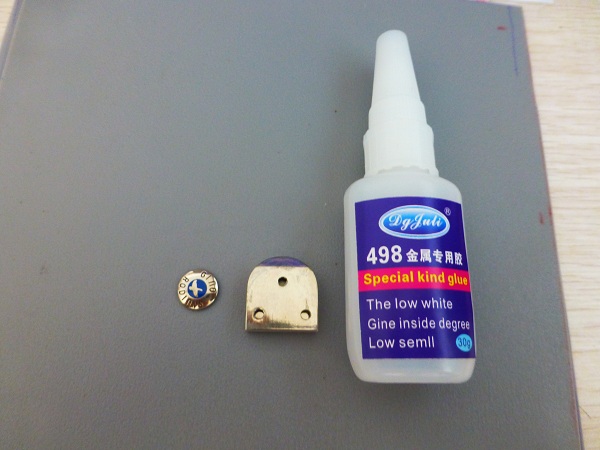 金属专用瞬间胶用于铁和铁粘接