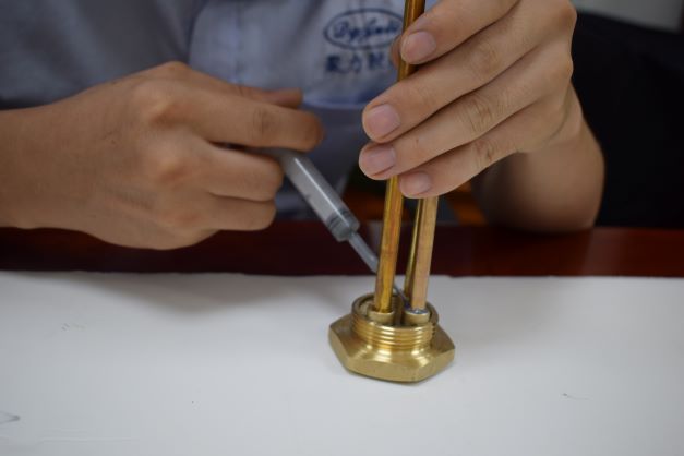 金属密封粘接用什么胶,不锈钢胶水