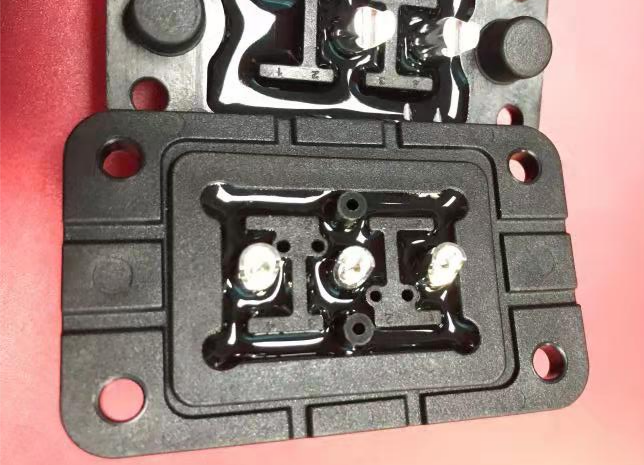 尼龙件灌封用什么胶,新能源汽车用胶