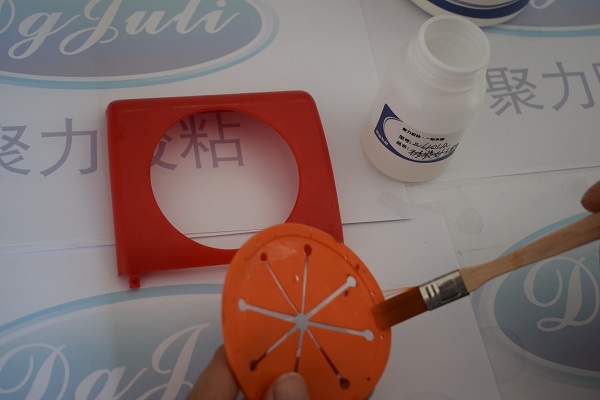 硅胶与ABS粘合胶水