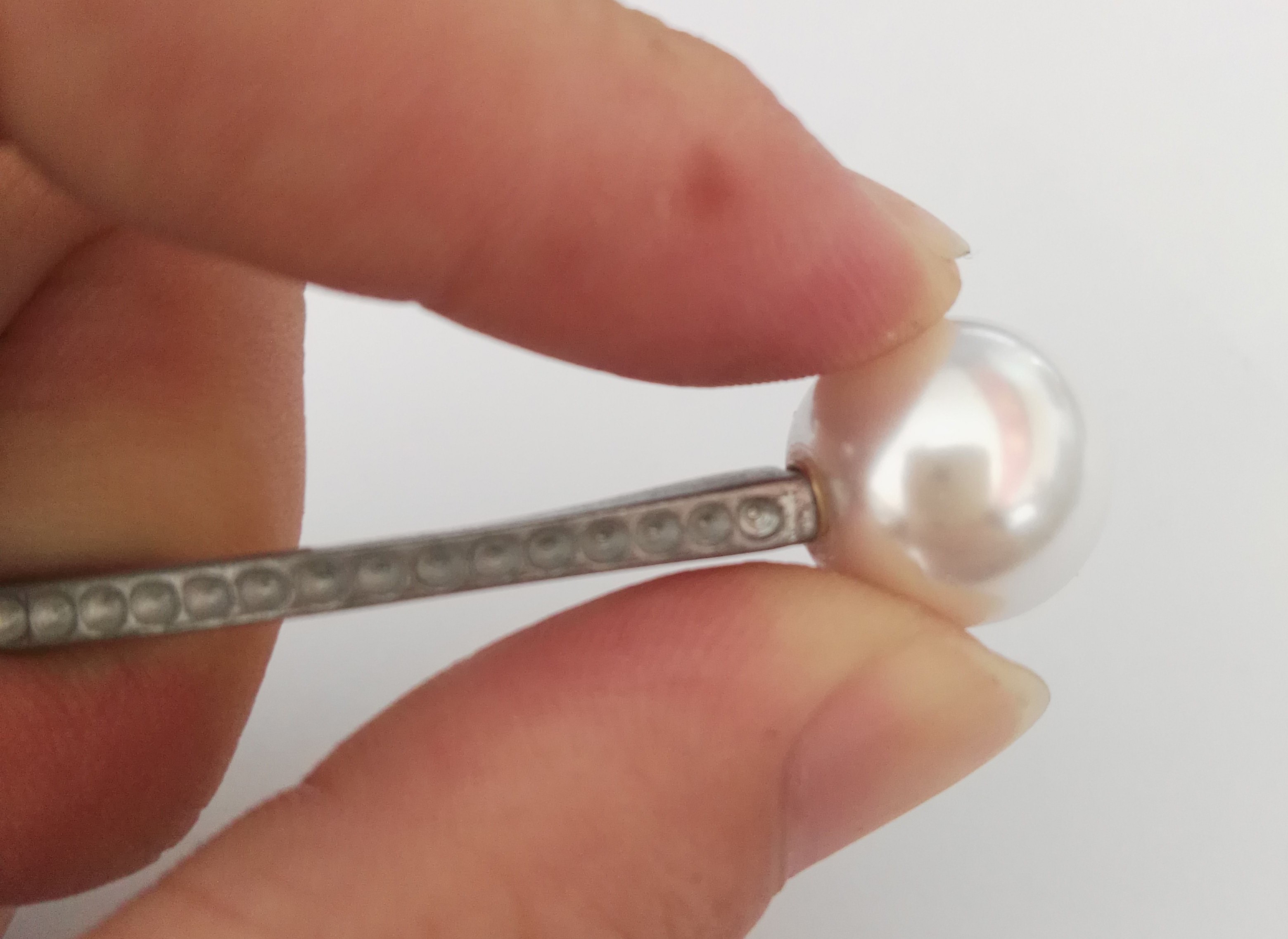 金属粘ABS用什么胶 看饰品行业用胶方案 金属粘ABS用什么胶 看饰品行业用胶方案