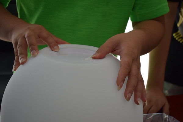 聚氨脂密封胶，灯具行业各种灯罩粘接密封胶的选择-聚力胶水