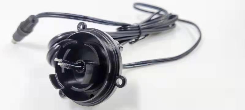 A电源线ABS粘AVC，聚力瞬间胶一“粘”永固