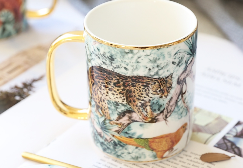 陶瓷水杯环氧AB胶用胶案例，聚力高温胶全透明无气味