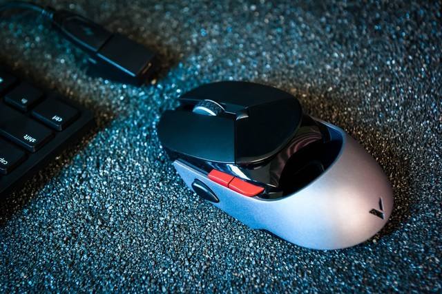 塑料胶粘接快,鼠标用胶案例 塑料胶粘接快,鼠标用胶案例