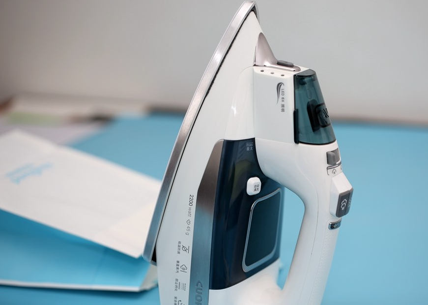 电熨斗粘接案例,聚力电子硅胶密封耐高温 电熨斗粘接案例,聚力电子硅胶密封耐高温