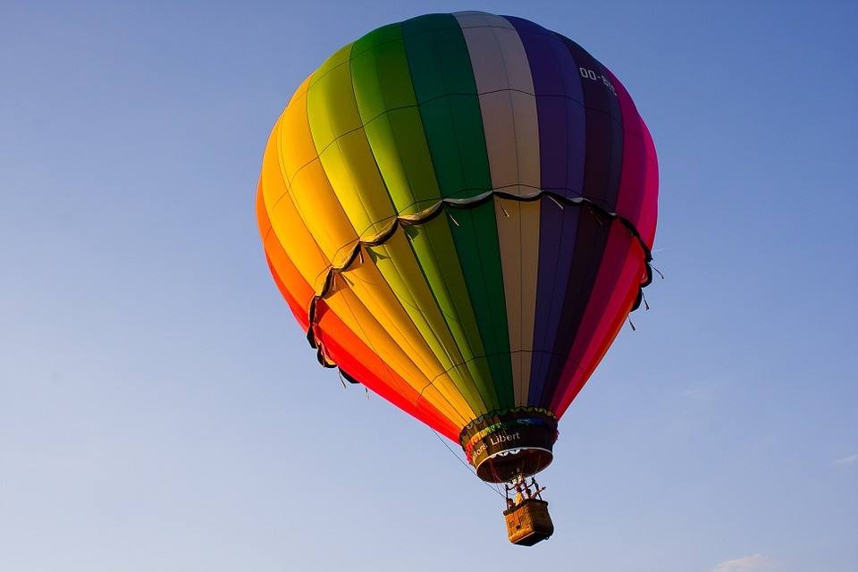 聚力瞬间胶，性能稳定，可用于热气球制造