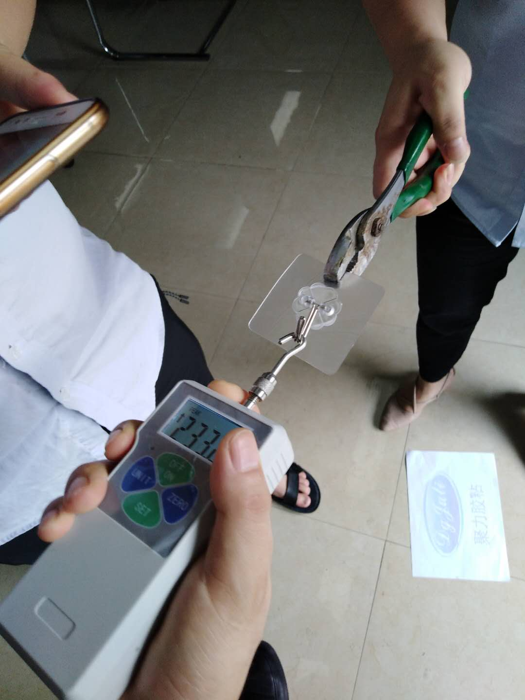 塑料与金属挂钩用什么胶粘接,UV无影胶水